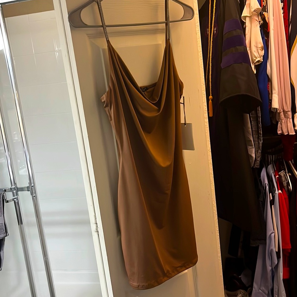 Short brown cocktail dress never worn